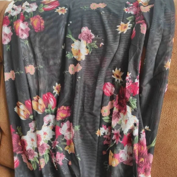 Floral mesh long sleeve top womens - Picture 5 of 8